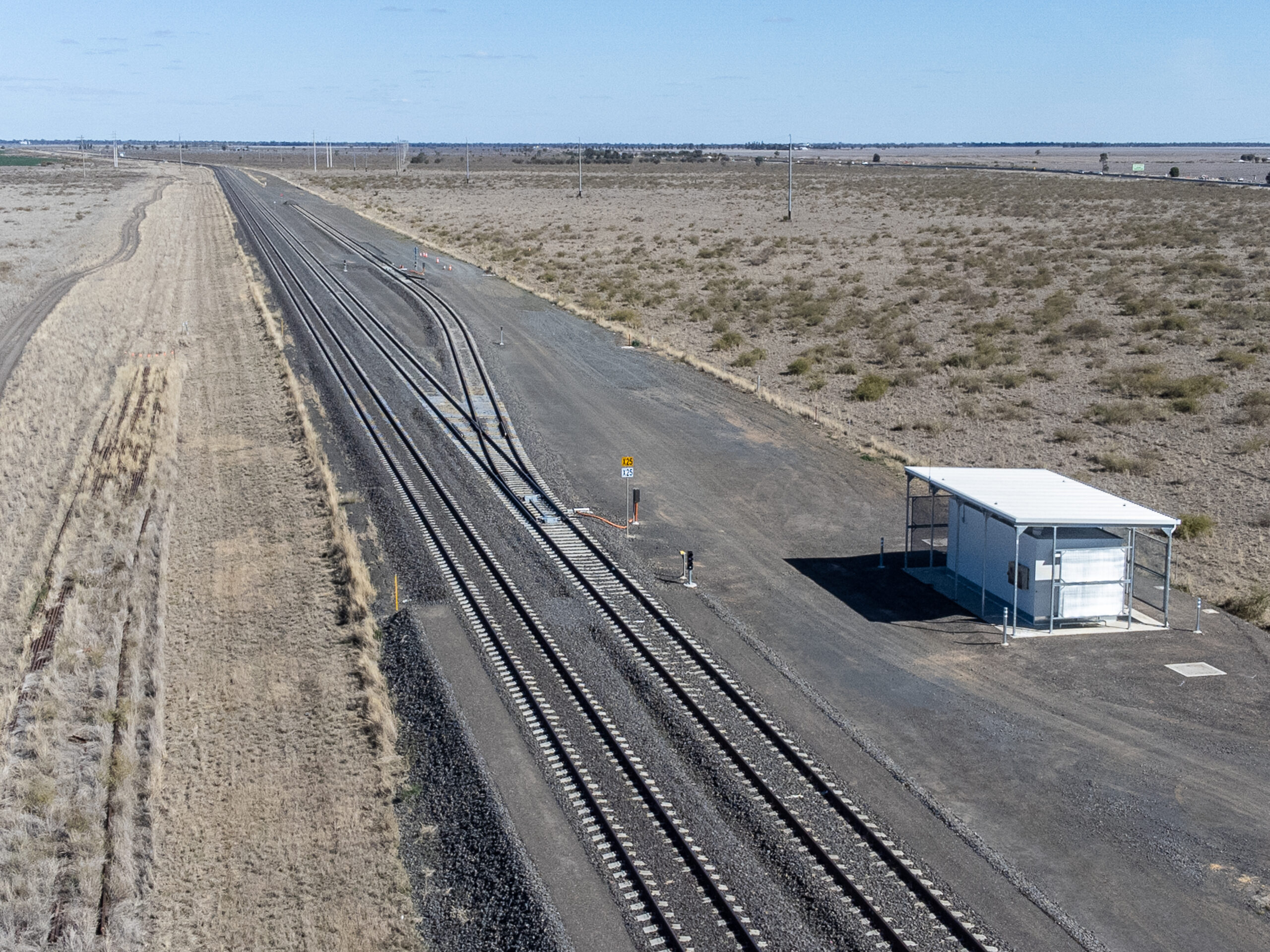 Stage 2 - Tapscott Road passing loop, siding and signalling hut.;